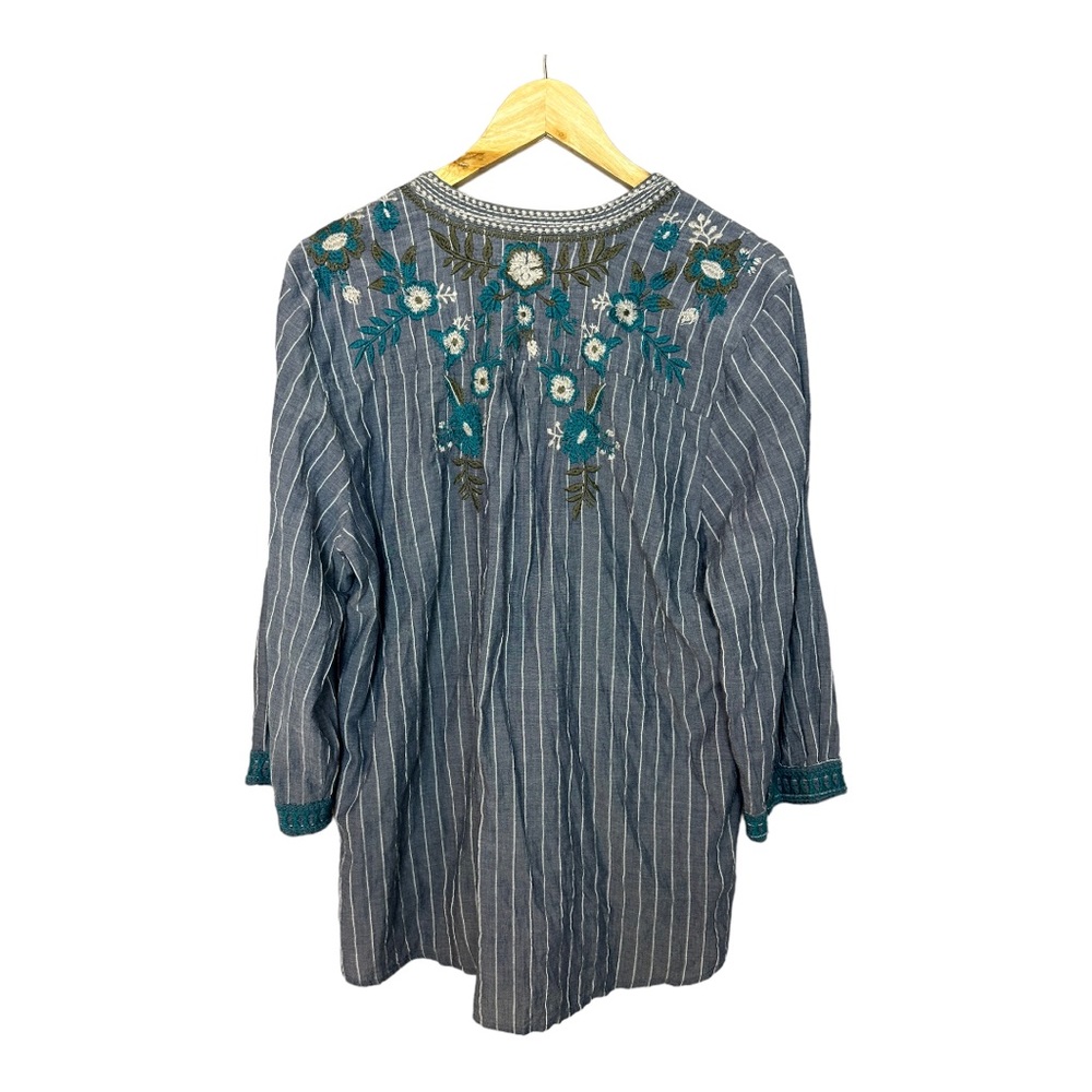 Johnny Was Workshop Blue White striped Blouse Floral Embroidered Boho XL - Picture 5 of 7